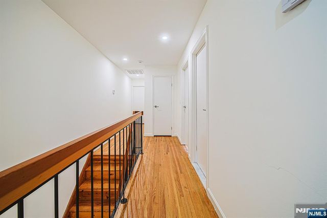 301 Grant Avenue 301, Cliffside Park, NJ 07010
