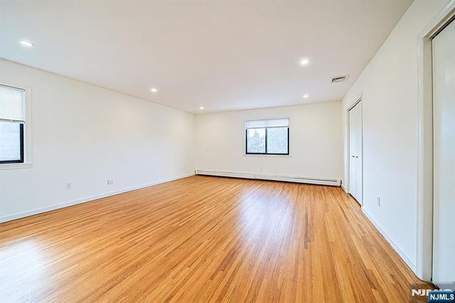 301 Grant Avenue 301, Cliffside Park, NJ 07010