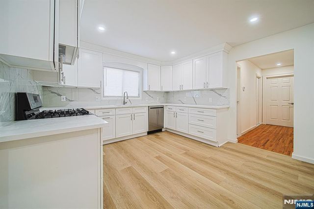 301 Grant Avenue 301, Cliffside Park, NJ 07010
