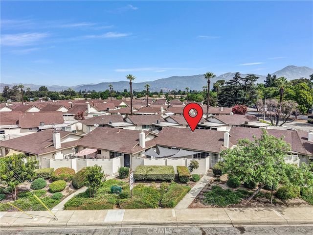 679 S Indian Hill B, Claremont, CA 91711