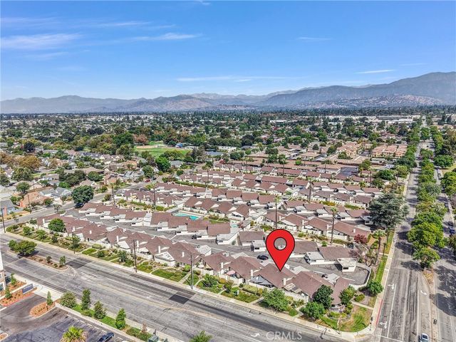 679 S Indian Hill B, Claremont, CA 91711