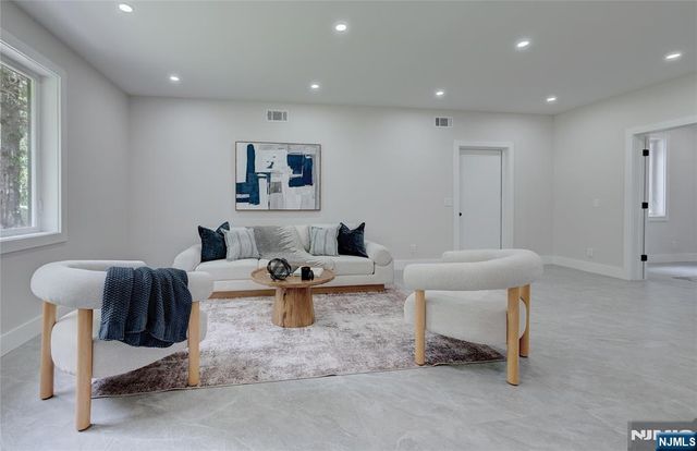896 Union Valley Road, West Milford, NJ 07480