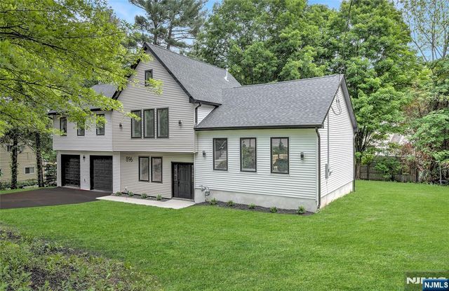 896 Union Valley Road, West Milford, NJ 07480