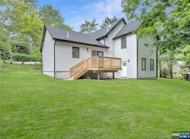 896 Union Valley Road, West Milford, NJ 07480