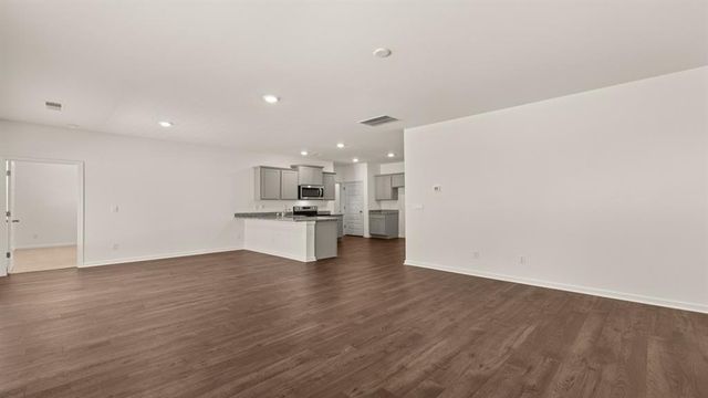 8592 Secretariat Drive, Lithonia, GA 30058