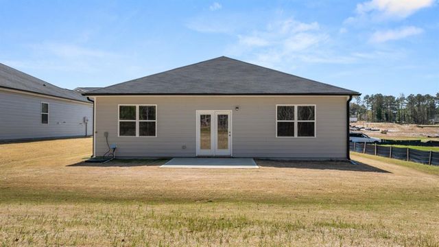 8592 Secretariat Drive, Lithonia, GA 30058