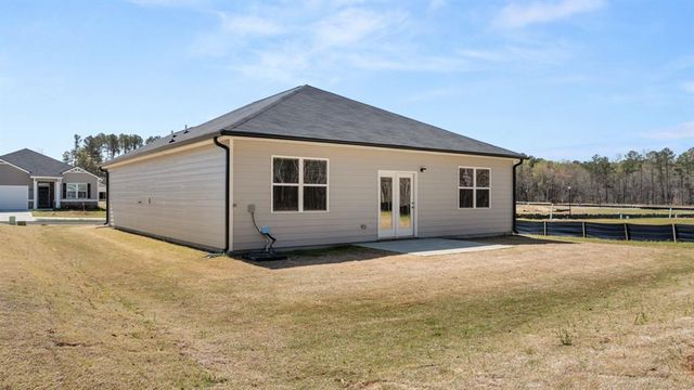 8592 Secretariat Drive, Lithonia, GA 30058