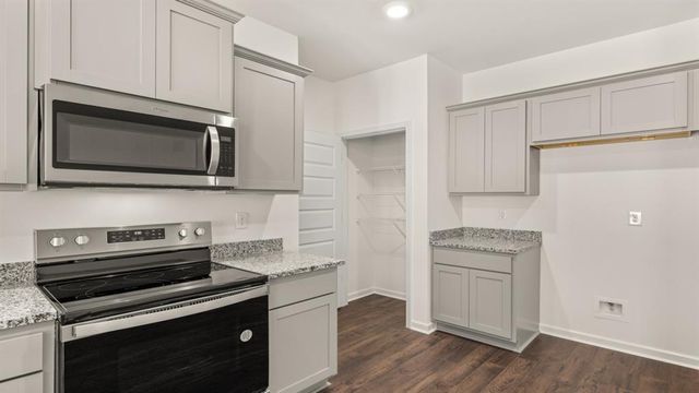 8592 Secretariat Drive, Lithonia, GA 30058