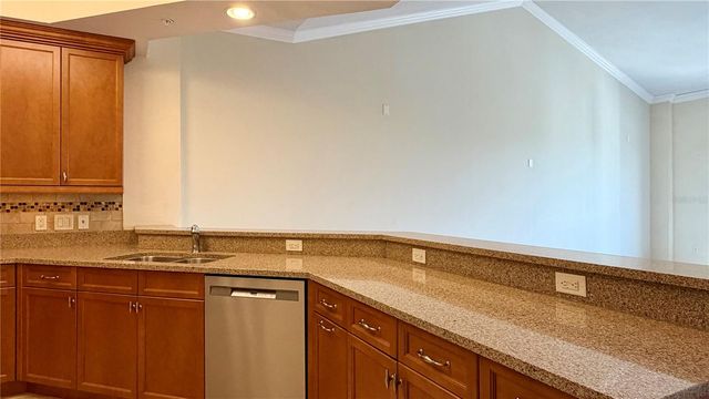 350 CAROLINA AVENUE 407, Winter Park, FL 32789