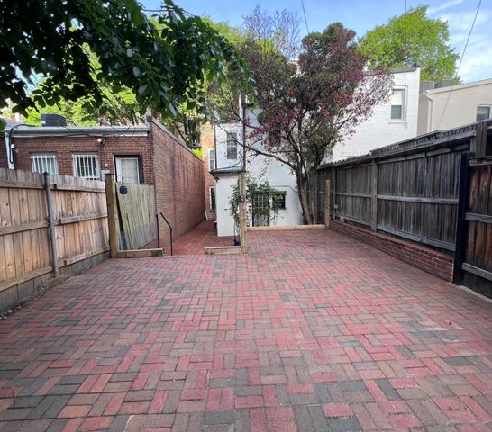 947 25TH ST NW, Washington, DC 20037