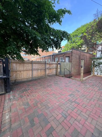 947 25TH ST NW, Washington, DC 20037
