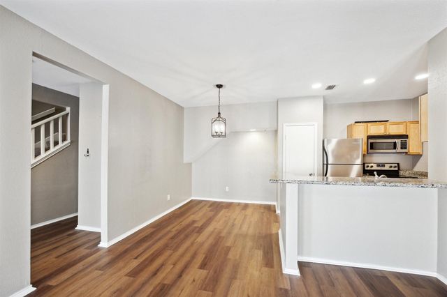 2023 Gentryside Drive 304, Houston, TX 77077