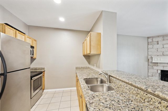 2023 Gentryside Drive 304, Houston, TX 77077