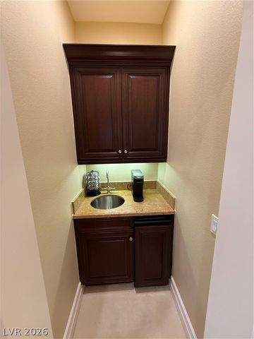 5 Yorkridge Court, Henderson, NV 89052