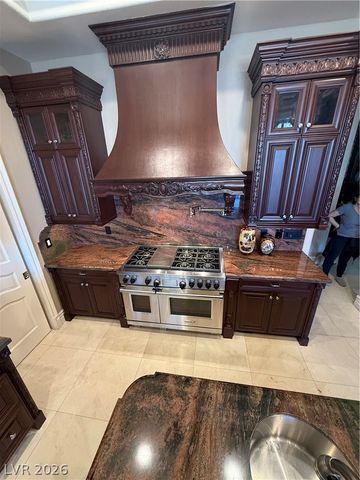 5 Yorkridge Court, Henderson, NV 89052