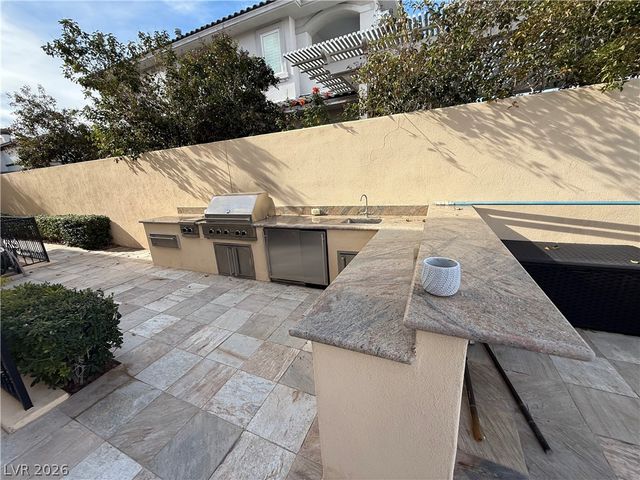 5 Yorkridge Court, Henderson, NV 89052