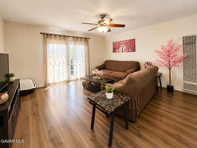 44363 3rd Street, Lancaster, CA 93535