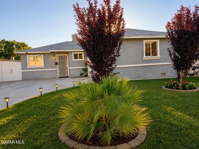 44363 3rd Street, Lancaster, CA 93535
