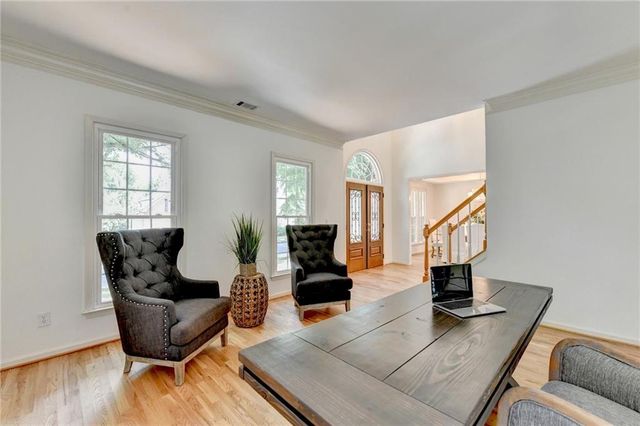 315 Willow Crescent Way, Johns Creek, GA 30022