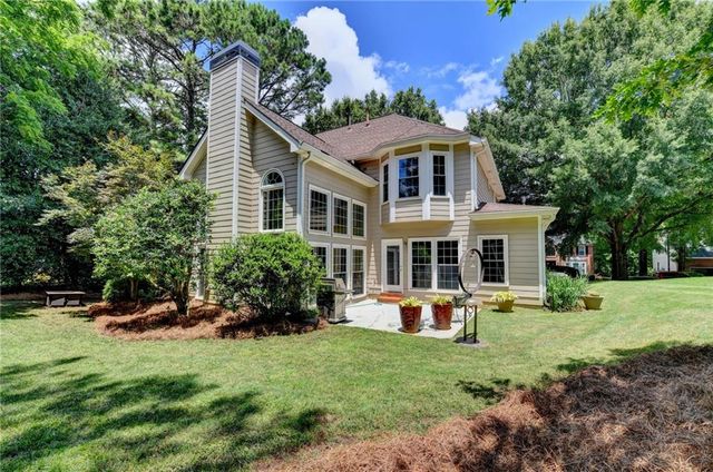 315 Willow Crescent Way, Johns Creek, GA 30022