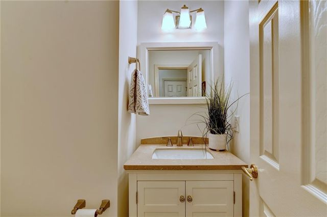 315 Willow Crescent Way, Johns Creek, GA 30022