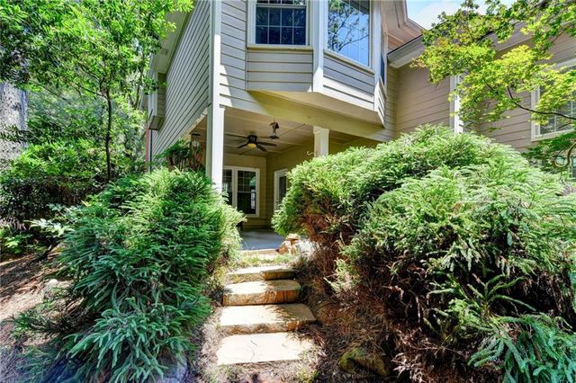315 Willow Crescent Way, Johns Creek, GA 30022