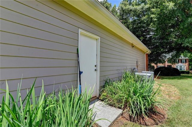 315 Willow Crescent Way, Johns Creek, GA 30022
