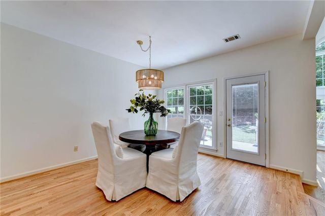 315 Willow Crescent Way, Johns Creek, GA 30022