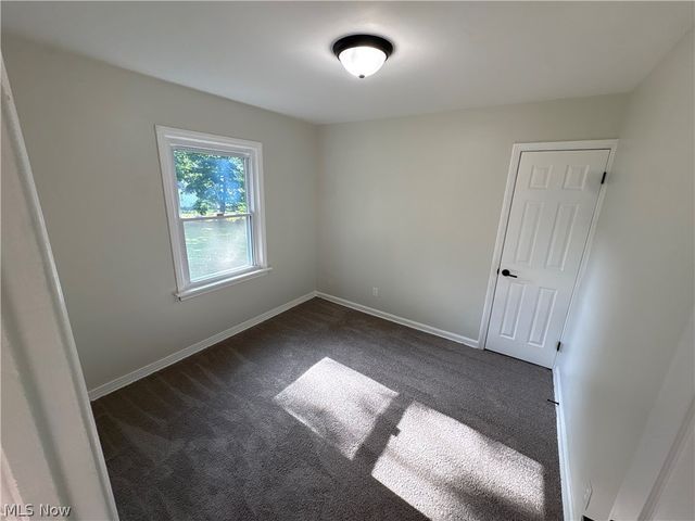 1350 Winton Avenue, Akron, OH 44320