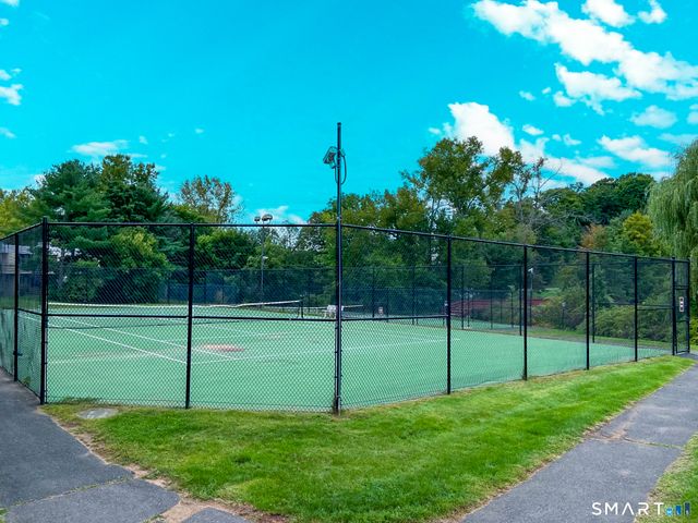 21 Hawthorn Court 21, Cromwell, CT 06416