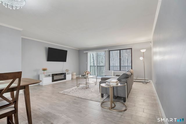 21 Hawthorn Court 21, Cromwell, CT 06416