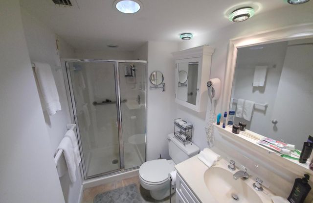 201 Spyglass Lane, Vero Beach, FL 32963