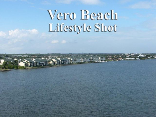 201 Spyglass Lane, Vero Beach, FL 32963