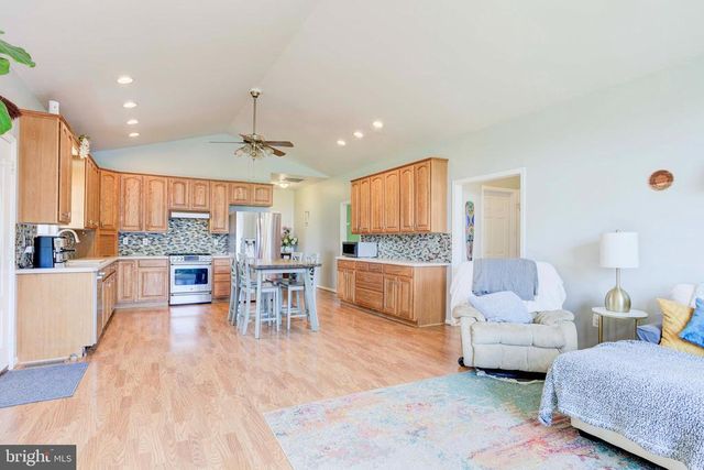 7453 OPAL RD, Warrenton, VA 20186