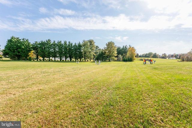 7453 OPAL RD, Warrenton, VA 20186