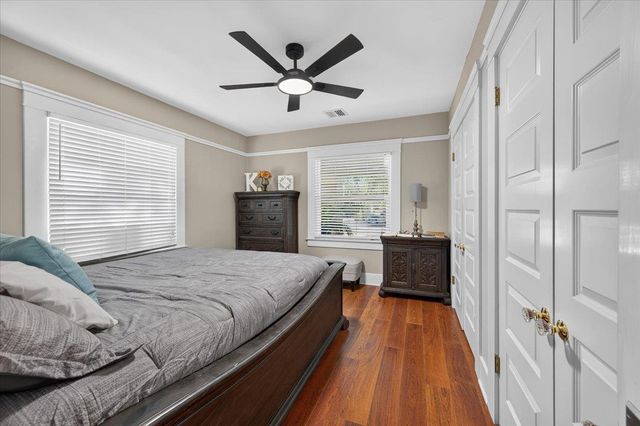 640 E Cambridge Avenue, Fresno, CA 93704