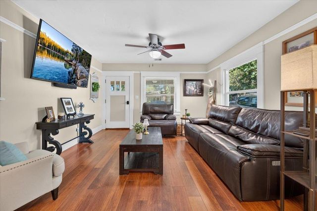640 E Cambridge Avenue, Fresno, CA 93704