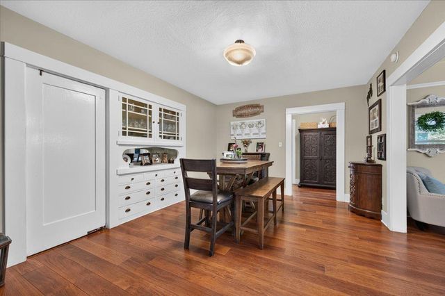 640 E Cambridge Avenue, Fresno, CA 93704