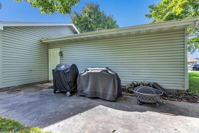 610 S WILD ROSE LANE, Appleton, WI 54914
