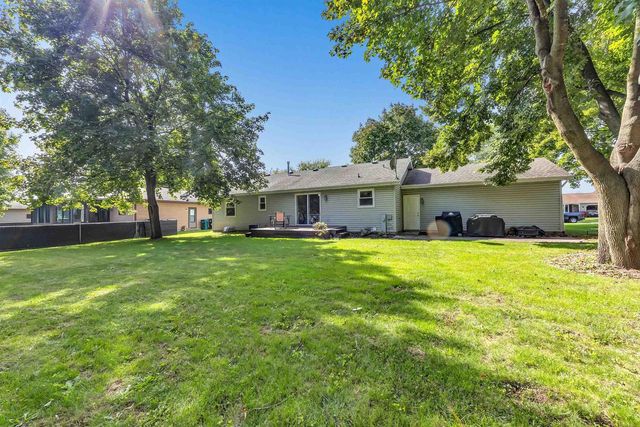 610 S WILD ROSE LANE, Appleton, WI 54914