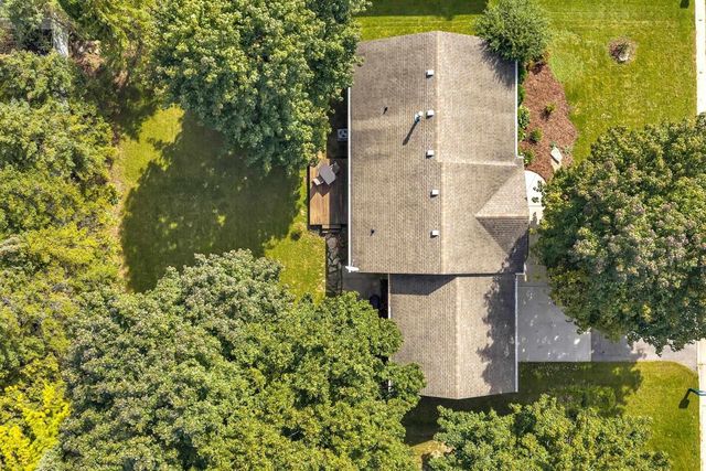 610 S WILD ROSE LANE, Appleton, WI 54914