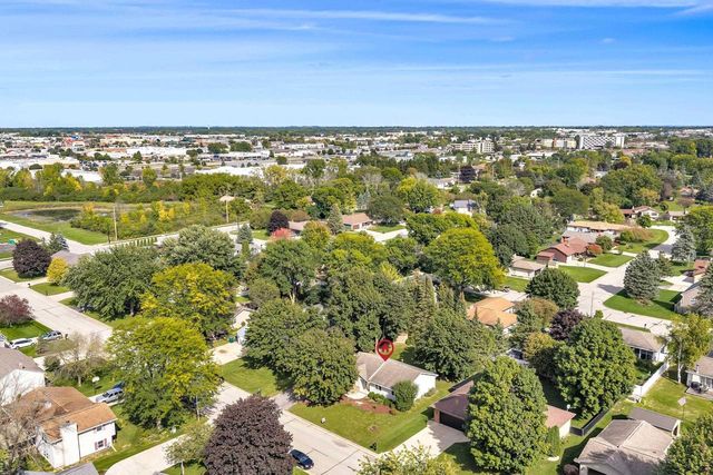 610 S WILD ROSE LANE, Appleton, WI 54914