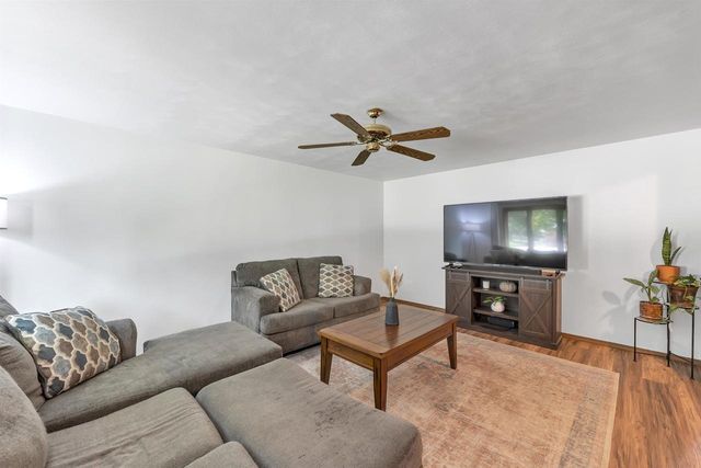 610 S WILD ROSE LANE, Appleton, WI 54914
