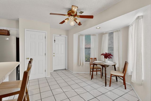 6124 Hokona Place NW, Albuquerque, NM 87120