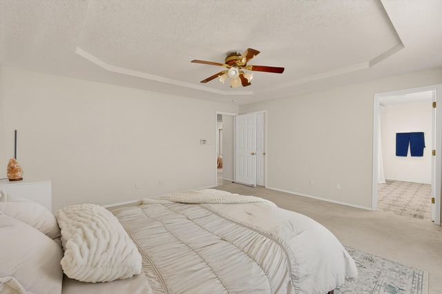 6124 Hokona Place NW, Albuquerque, NM 87120