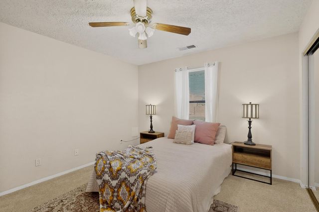 6124 Hokona Place NW, Albuquerque, NM 87120