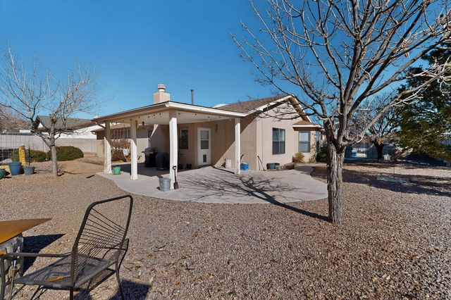 6124 Hokona Place NW, Albuquerque, NM 87120