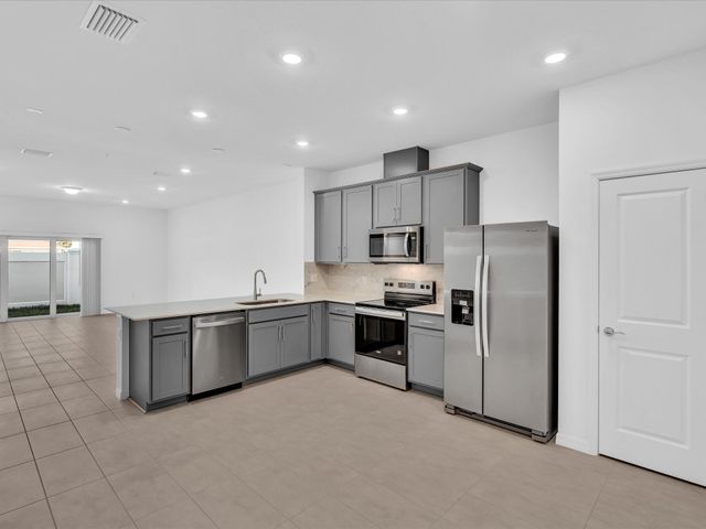 4446 Jetty Lane, Palm Bay, FL 32905