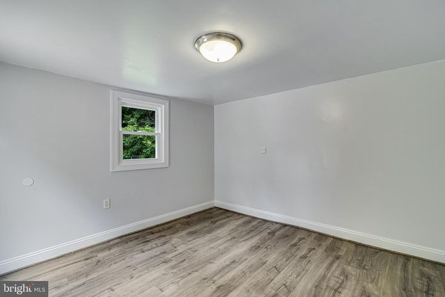 8595 FAIRGROUND RD, Bel Alton, MD 20611