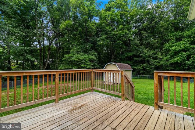 8595 FAIRGROUND RD, Bel Alton, MD 20611